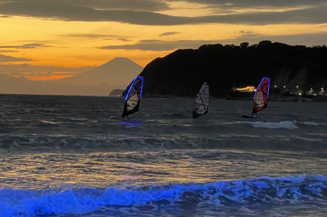 NIGHT WAVE in ZUSHI 2022
