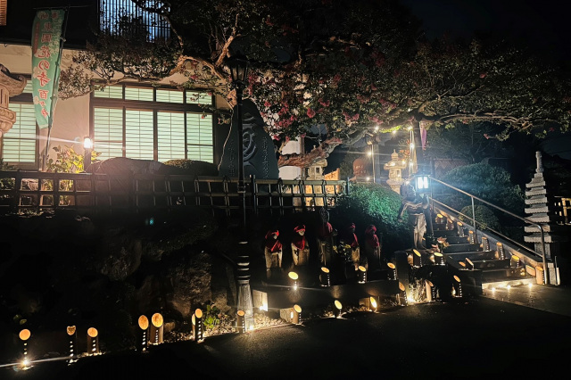 長運寺（葉山）盆竹灯籠まつり